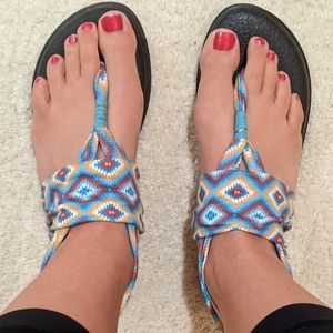 Sanuk Aztec print sandal